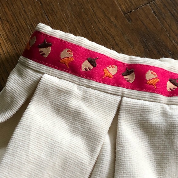 Lilly Pulitzer Cream Pleated Skirt W/Acorn Ribbon Accent Size 2T - Picture 2 of 7